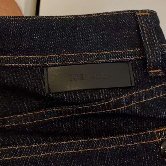 Womens Authentic Iceberg Jeans - embroidered design waist 27 inch NWT - Picture 6 of 11